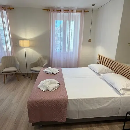 Bella & Gigi Apartment *